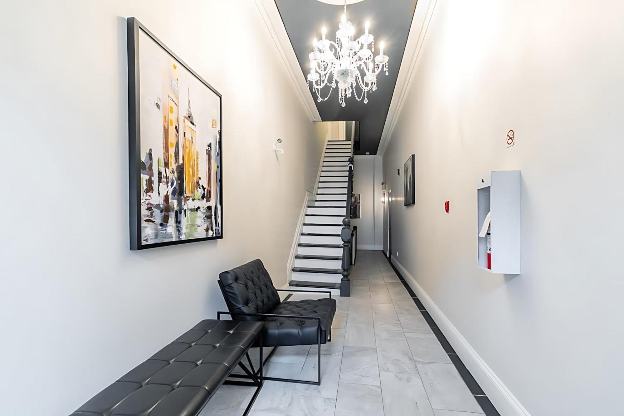 2Br Apartment - Steps To Downtown Hamilton Buitenkant foto